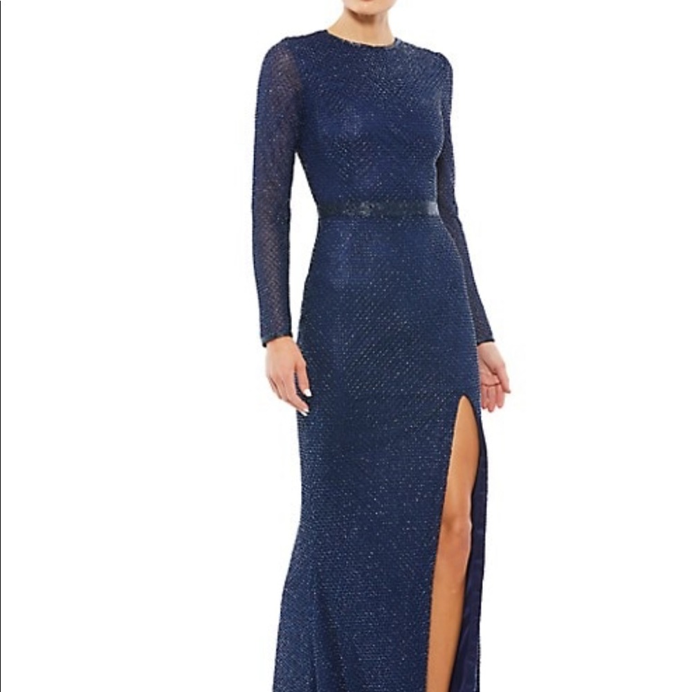 Mac Duggle Long Sleeve Bead-Embellished Gown. Blue Size 10